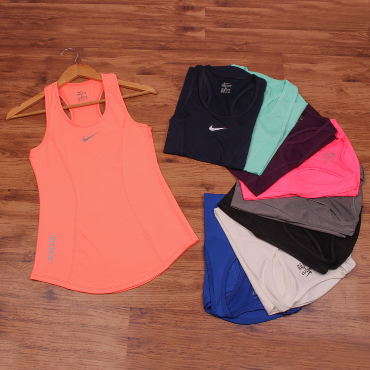 تاپ زنانه طرح نایک تکه بغل خور سوزنی