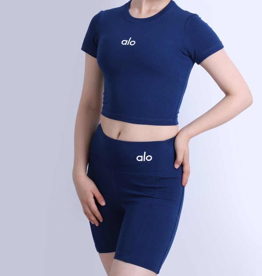 ست کراپ شورتک زنانه کارول