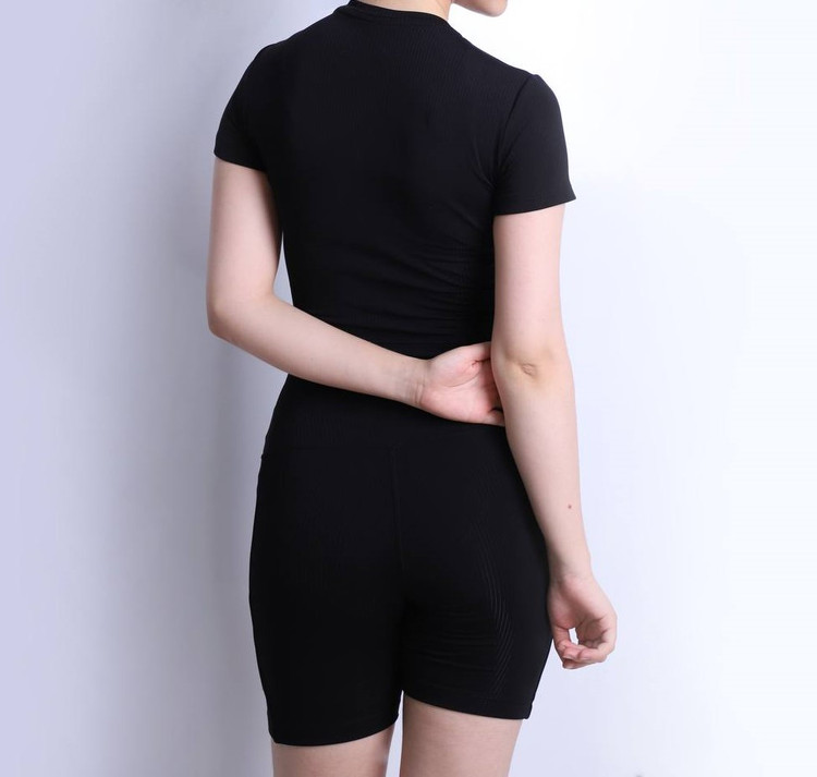 ست کراپ شورتک زنانه کارول