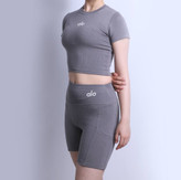 ست کراپ شورتک زنانه کارول